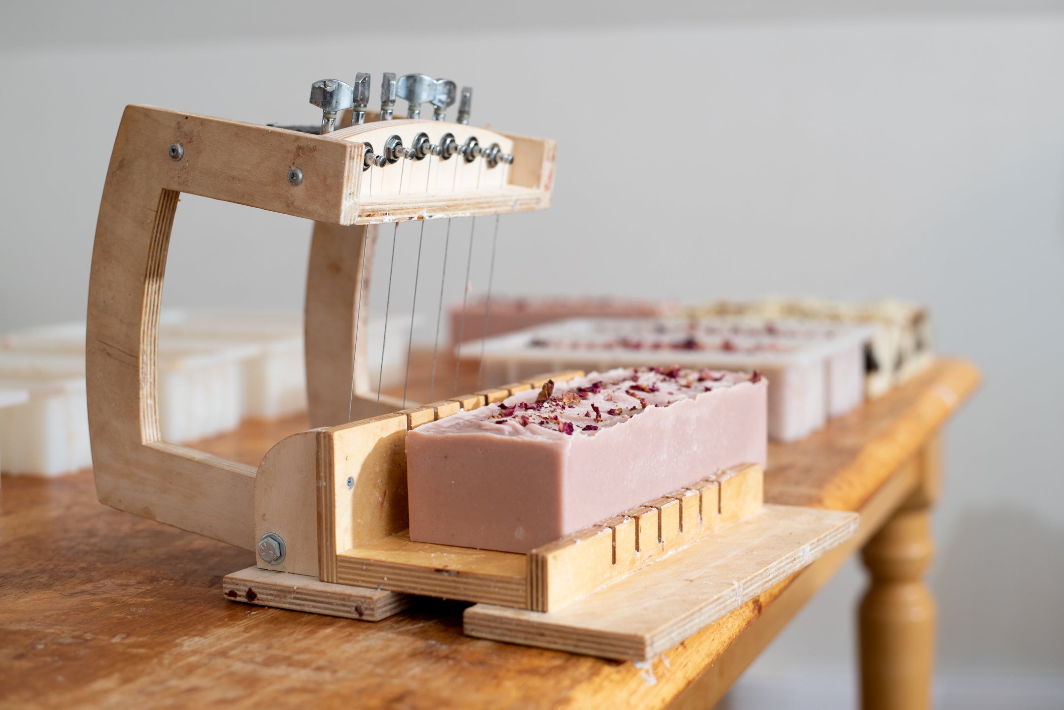 Om Naturale Farmcrafted Soap collection – small batch palm oil-free organic base bars scented with pure essential oils, handcrafted in Armstrong BC, vegan sustainable packaging, free shipping BC & Alberta over $125