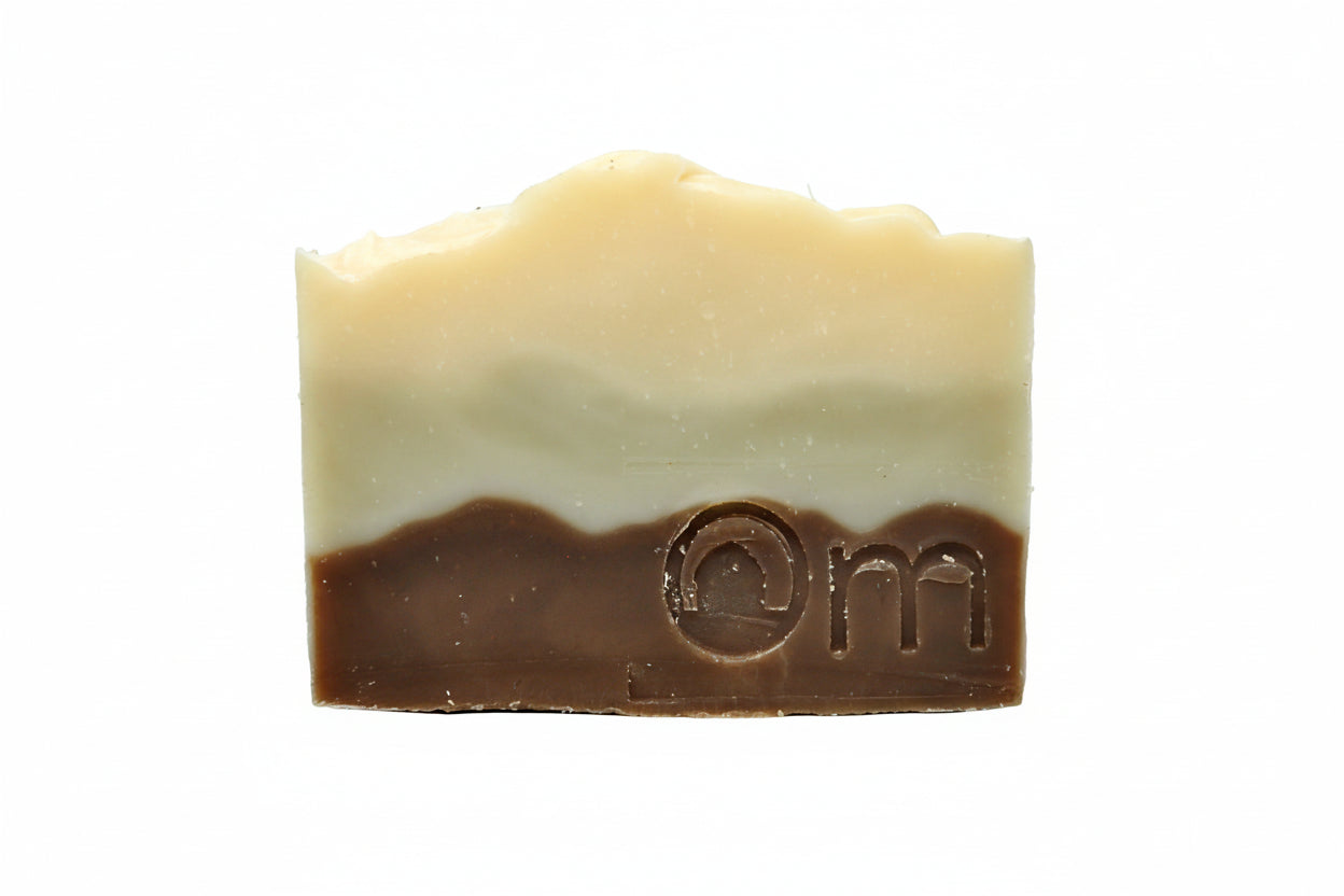Om Naturale Glacier Farmcrafted Soap, Canadian made natural soap bar with bay laurel, clary sage, cedarwood and pine essential oils in eco-friendly blend